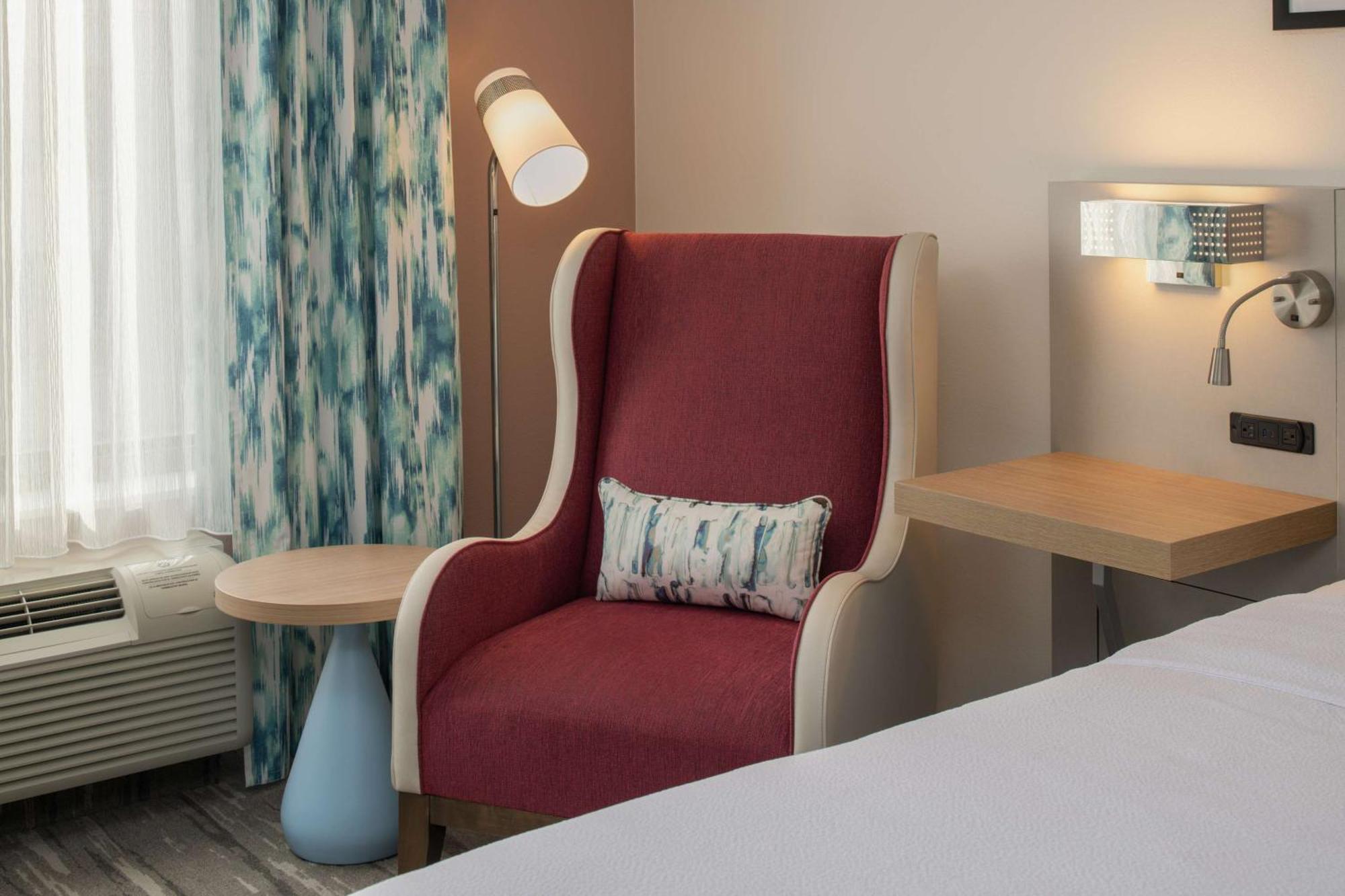Hilton Garden Inn Tacoma Downtown Extérieur photo