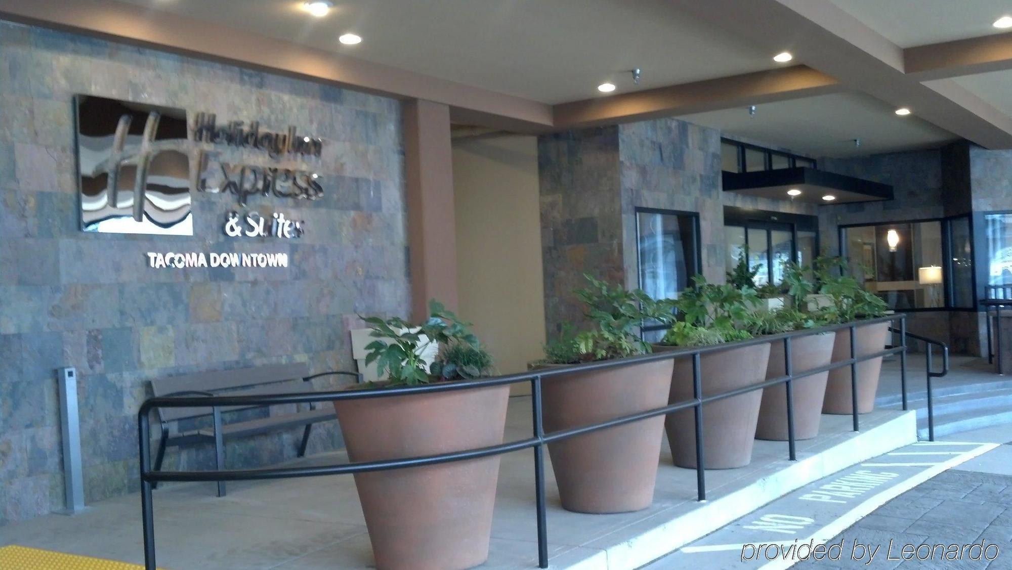 Hilton Garden Inn Tacoma Downtown Extérieur photo